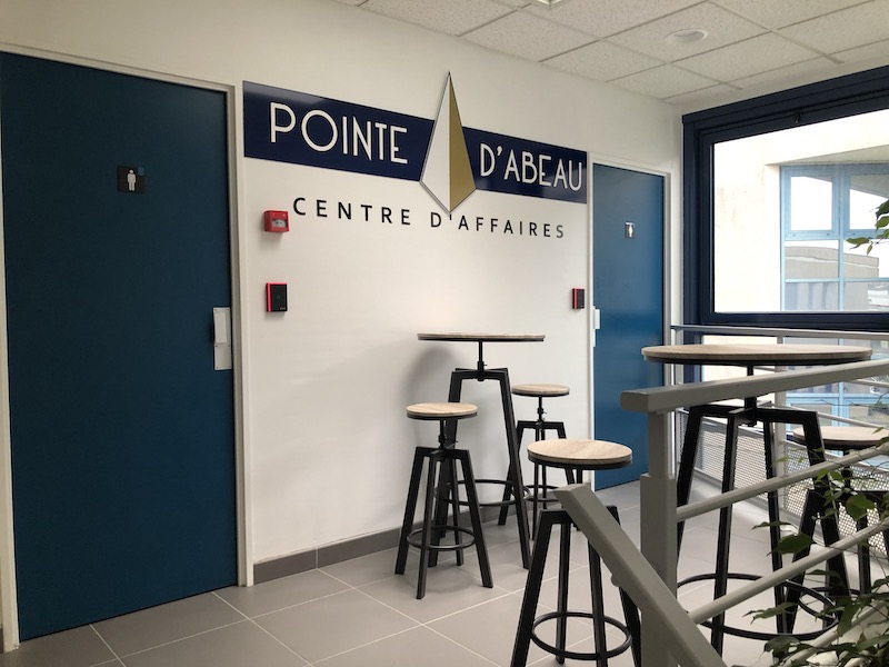 Pointe-dAbeau-Location-Bureau-Salle-De-Reunion-2 